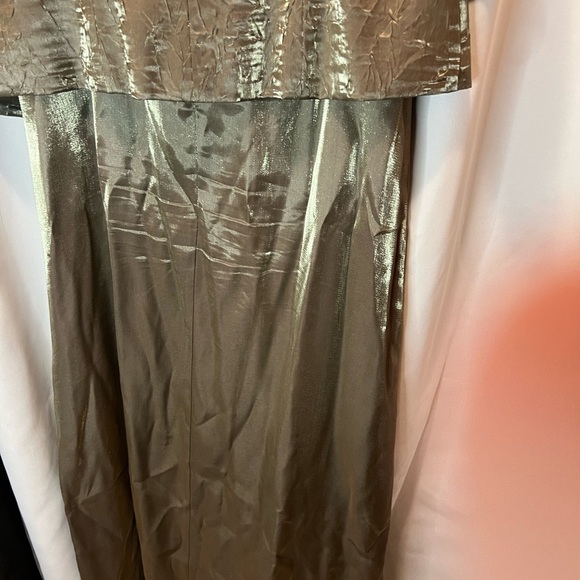 Alex Evenings Gold Two-Piece Set - Picture 6 of 9